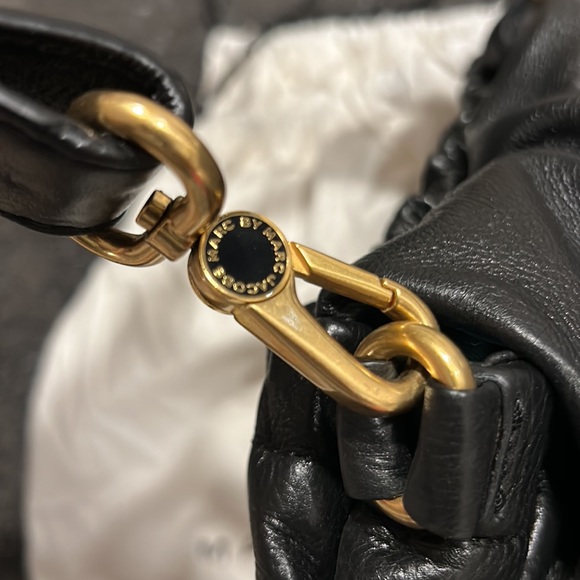 Marc by Marc Jacobs Black Leather Shoulder Bag - Picture 6 of 10